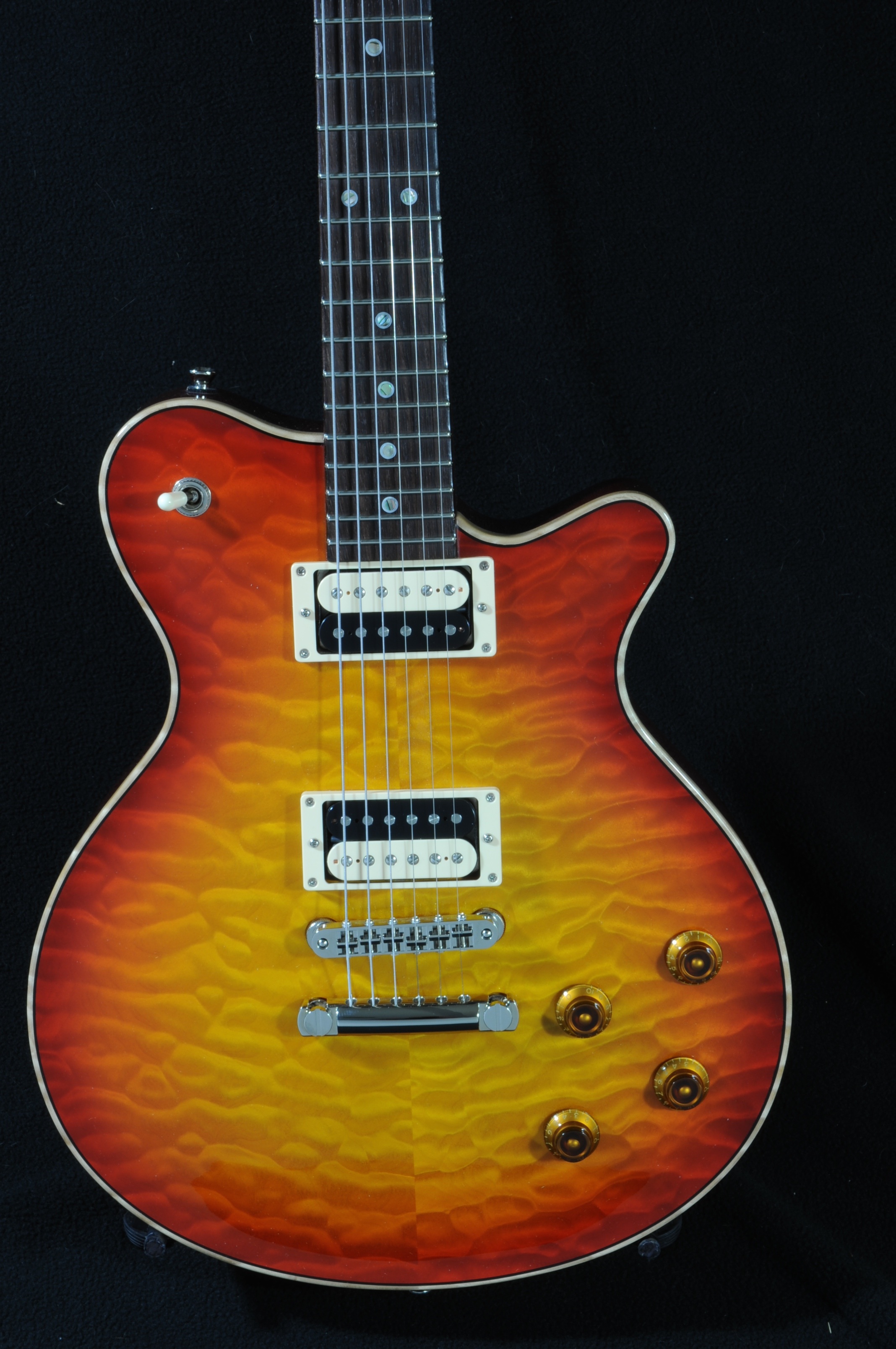 Don Grosh Set Neck Custom – Near Mint