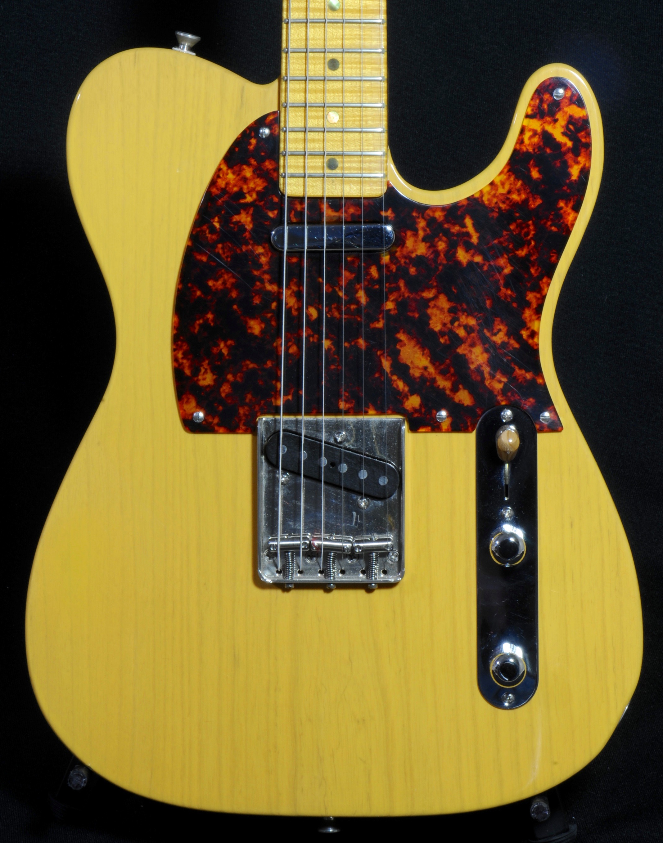 Detemple ’52 Tele :  Hall-of-Fame Tone on THIS Guitar