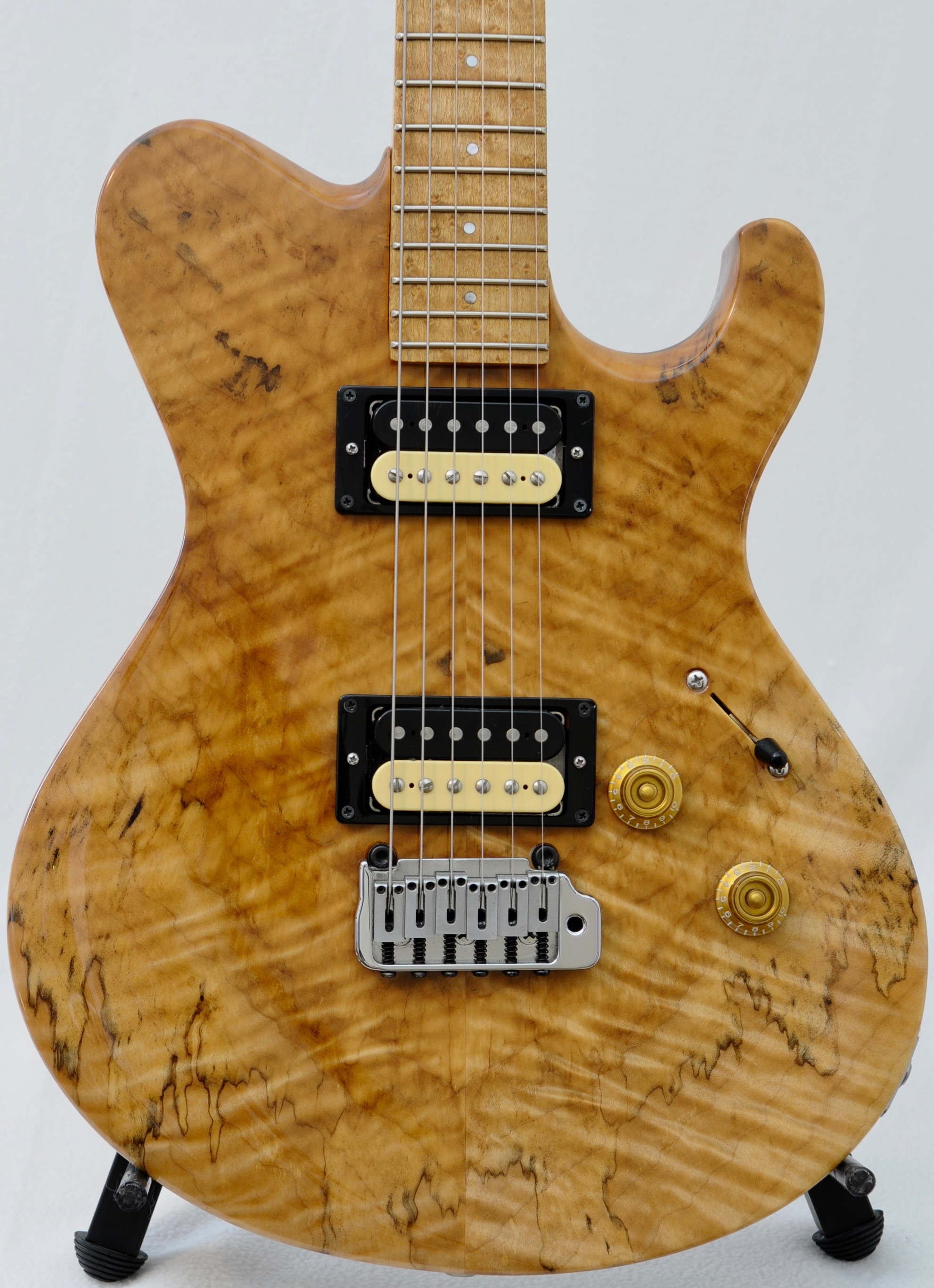 Scala 1-Off Singlecut w Birdseye Maple Neck