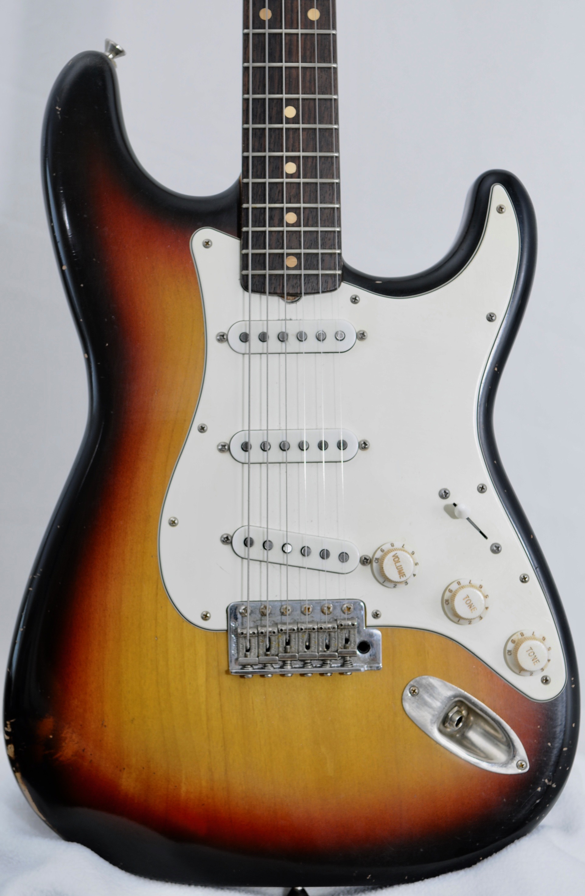 Mario Martin Stratocaster – WOW Neck – Cert/Build Sheet/Case Included