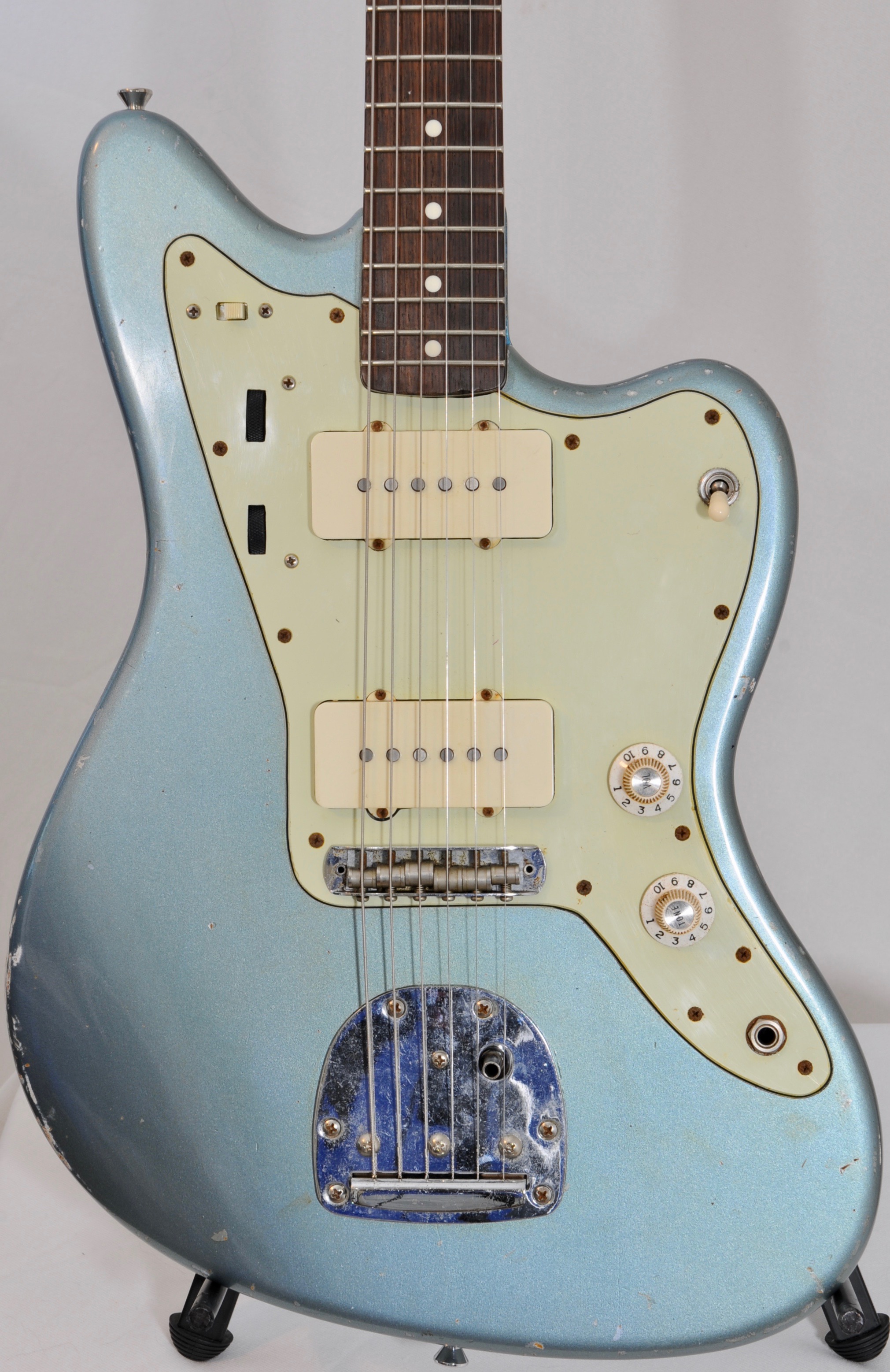 Danocaster Jazzmaster – Early “F” Headstock Logo