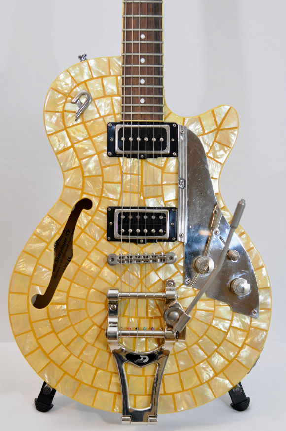 Duesenberg Starplayer TV-IP Iced PEARL